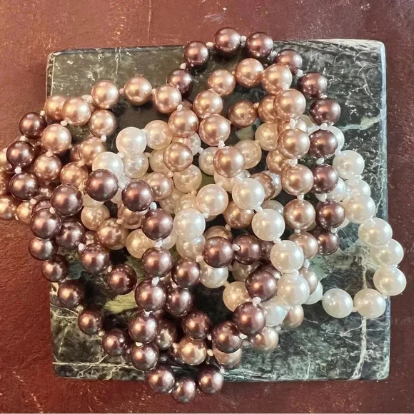 Roman Women’s Vintage Opera Length 30” Faux Ombré Pearl Necklace - Picture 12 of 16